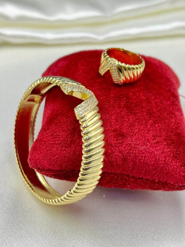 براسلي للنساء +خاتم