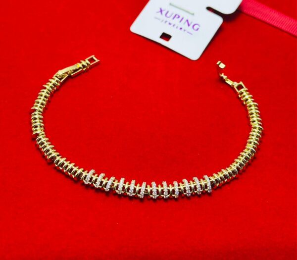 براسلي نسائي