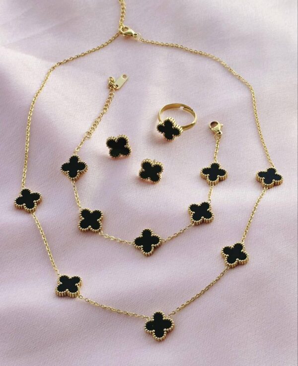 سنسلة +براسلي+ خاتم